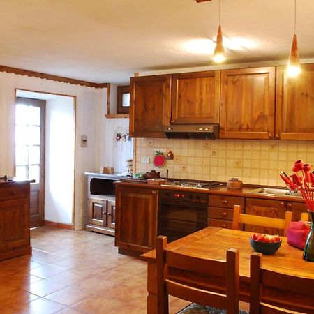La Casa Di Martina Διαμέρισμα Saint-Vincent Εξωτερικό φωτογραφία
